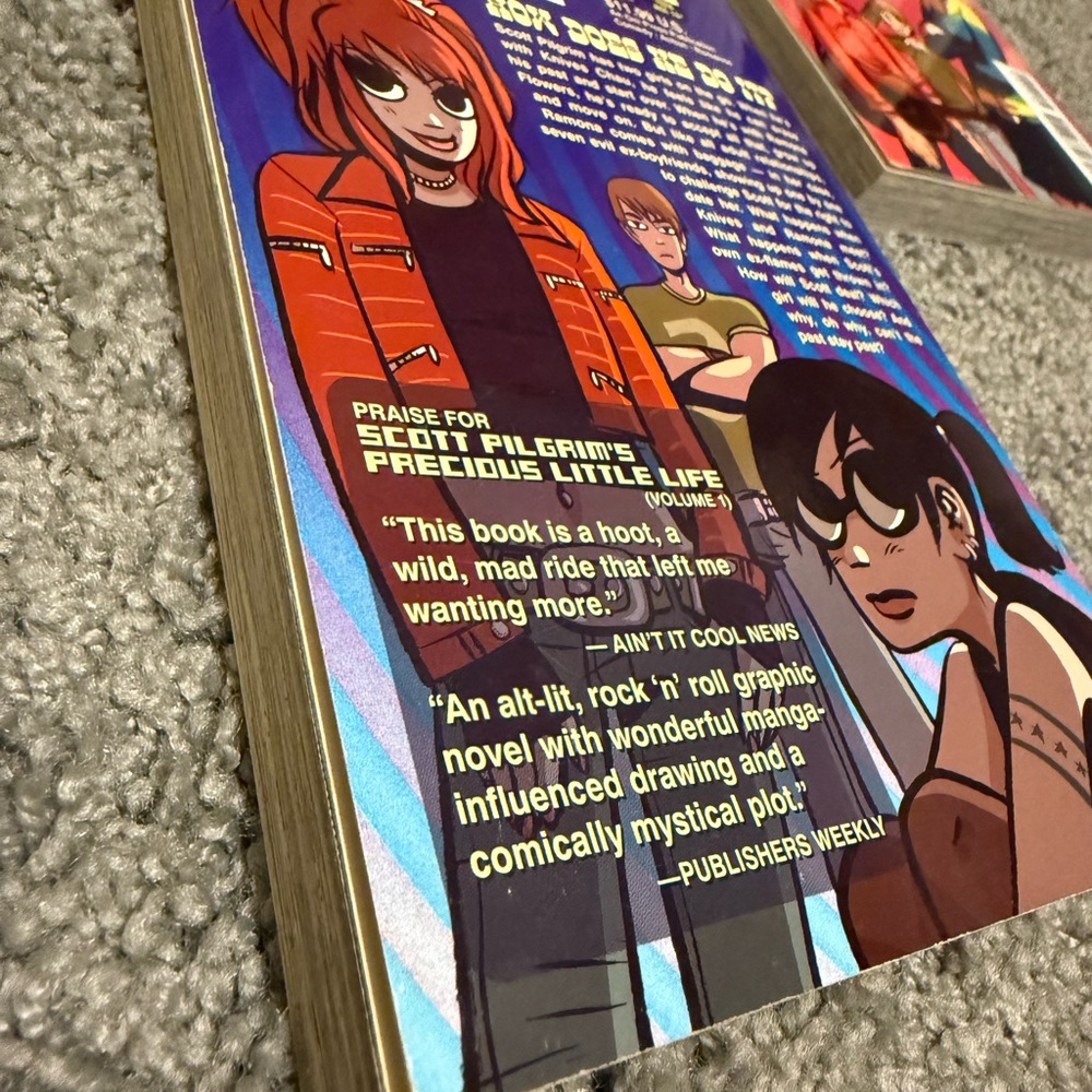 Scott Pilgrim Graphic Novel Set Volumes 1-6 - Colorful Comic Book Collection - Picture 8 of 9